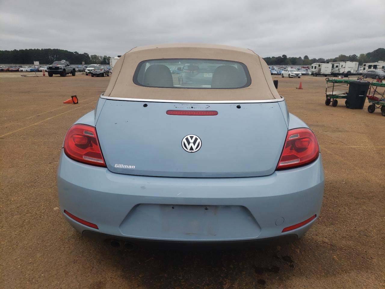 2013 Volkswagen Beetle - Image 6
