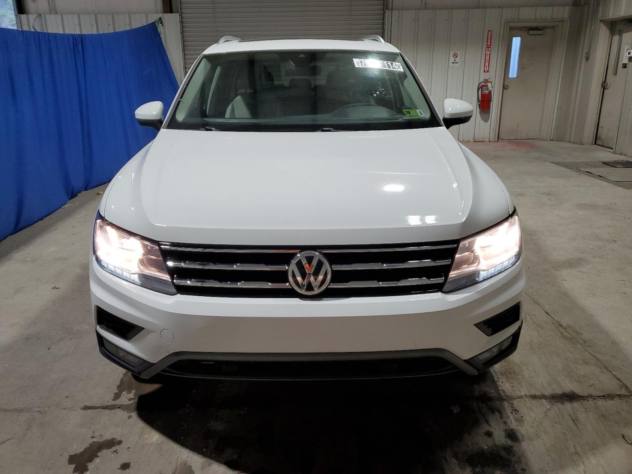 2020 Volkswagen Tiguan - Image 5