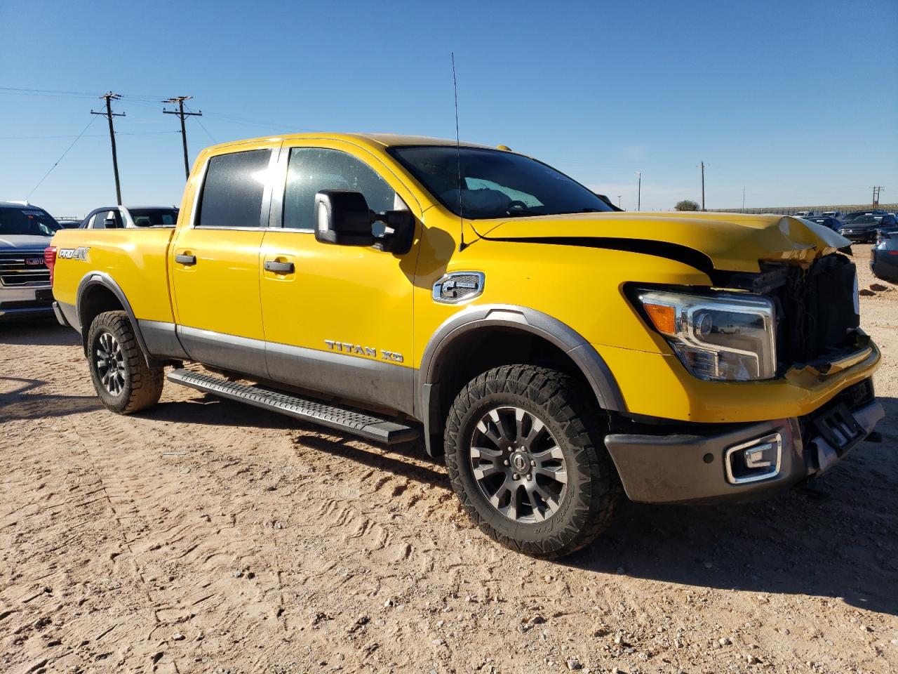 2016 Nissan Titan - Image 4