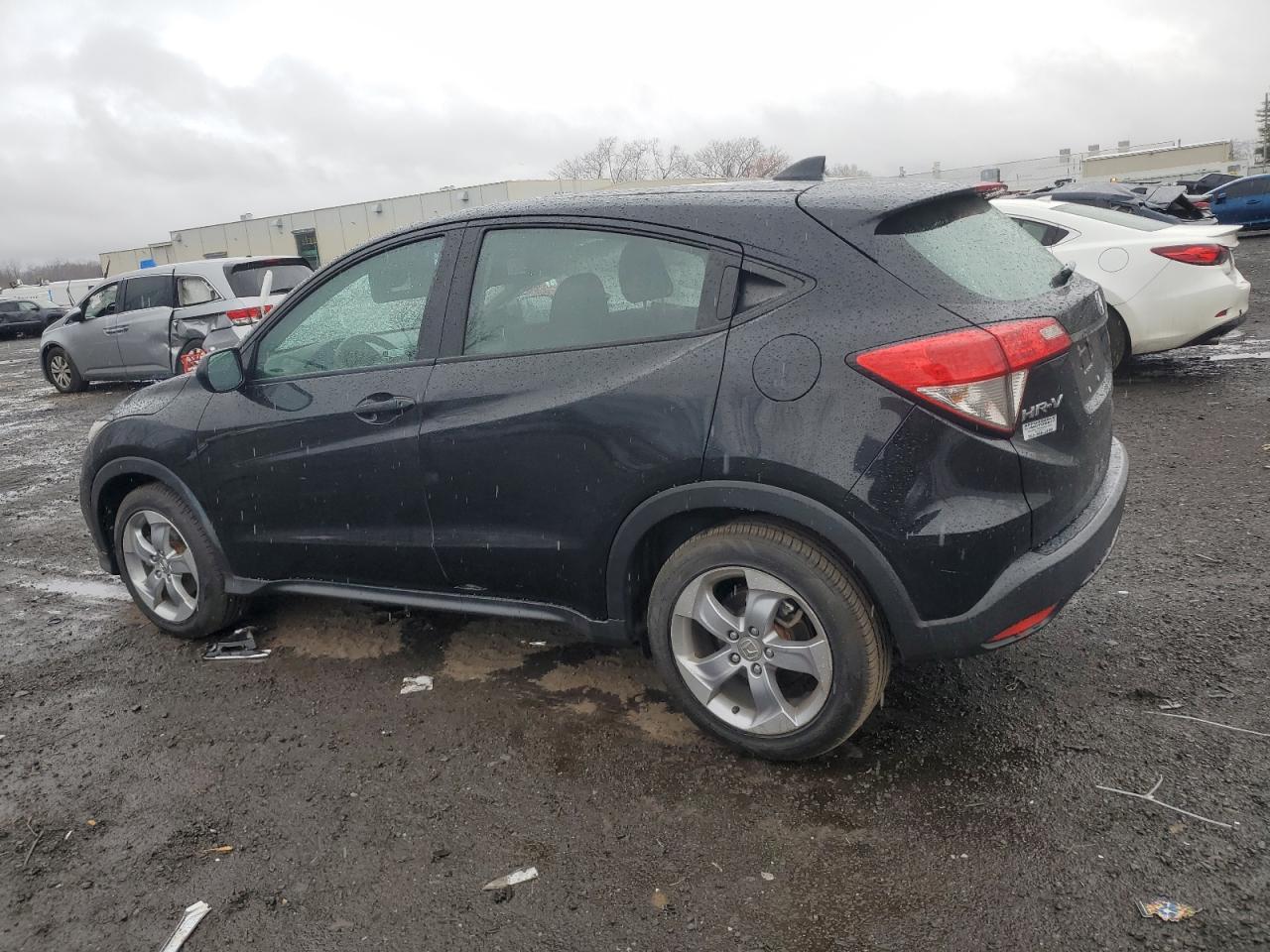 VIN 3CZRU6H37KG705965 2019 HONDA HR-V no.2