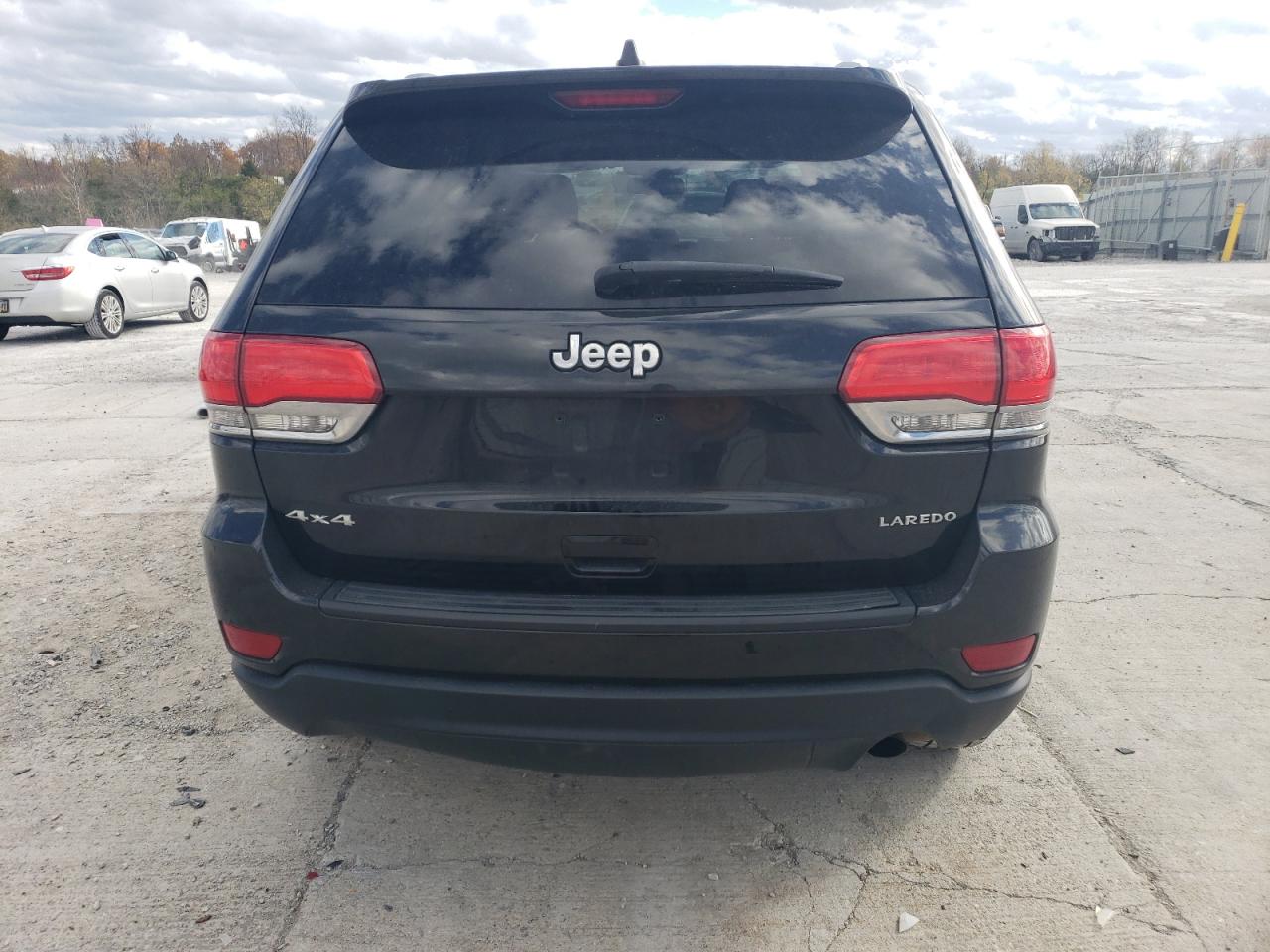 2015 Jeep Grand Cherokee - Image 6