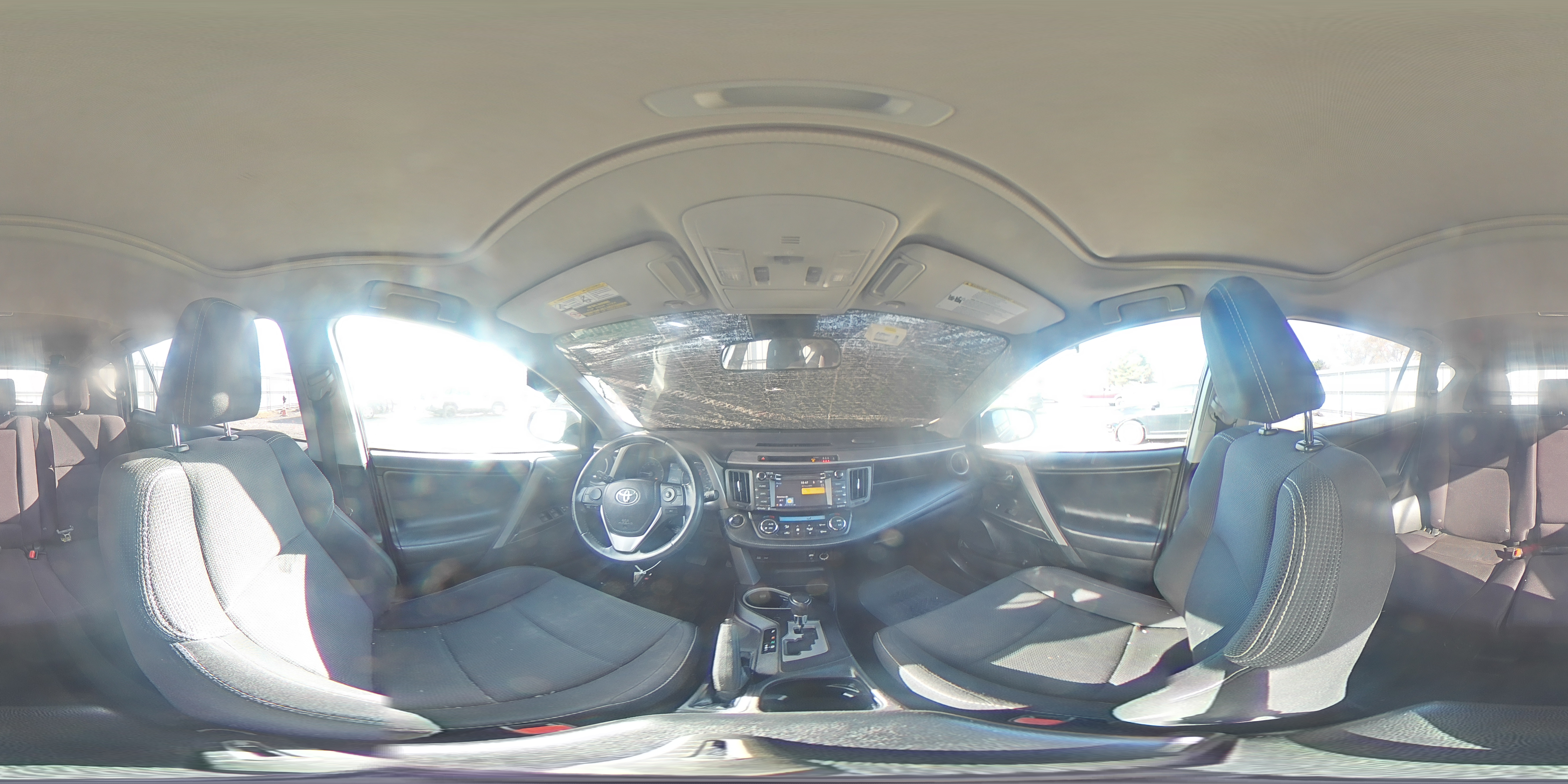 2018 Toyota RAV 4 - Image 14