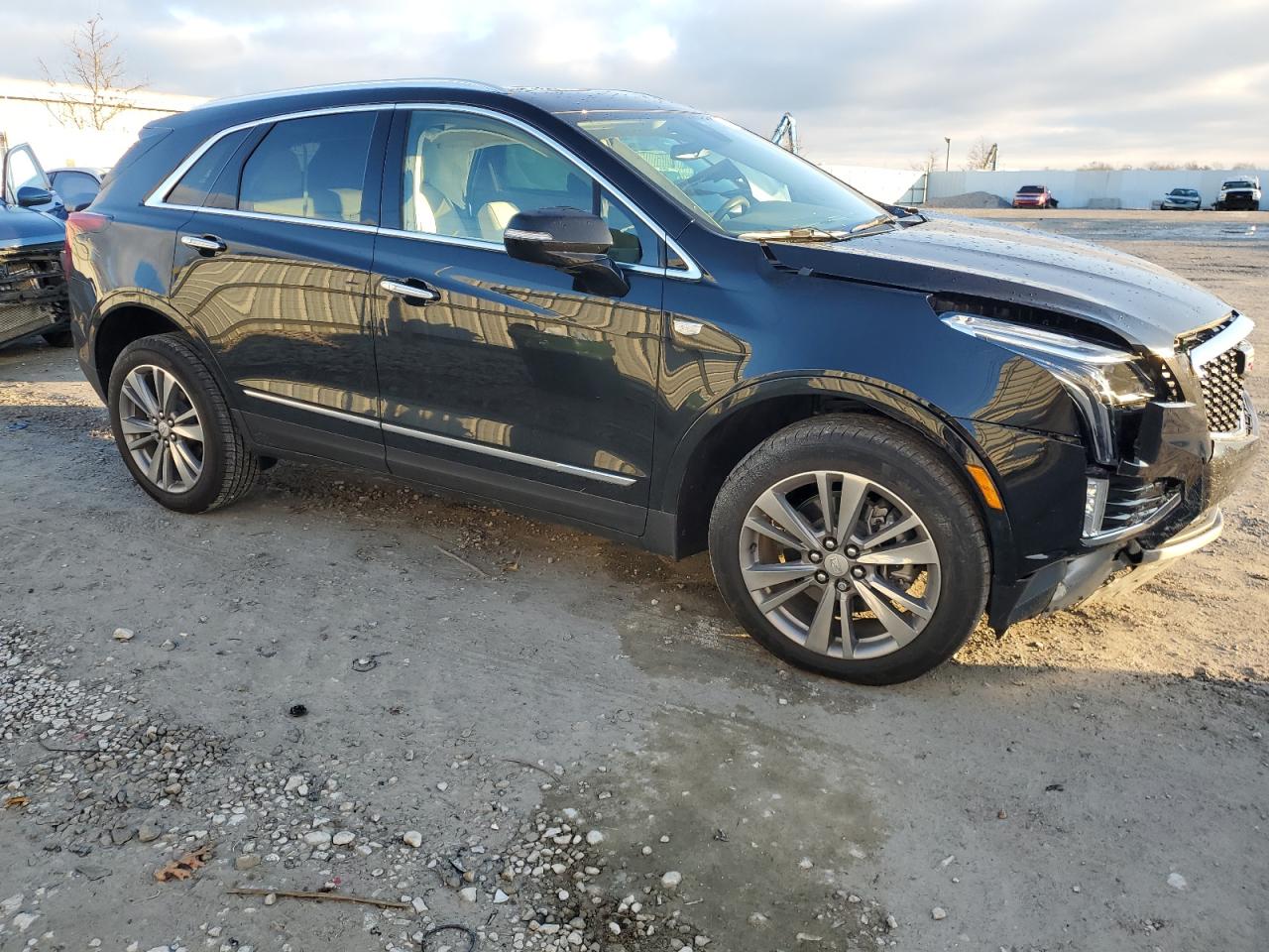 VIN 1GYKNDR44RZ745473 2024 CADILLAC XT5 no.4