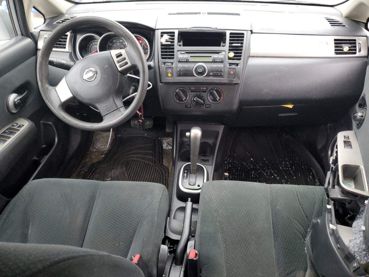 2011 Nissan Versa - Image 8