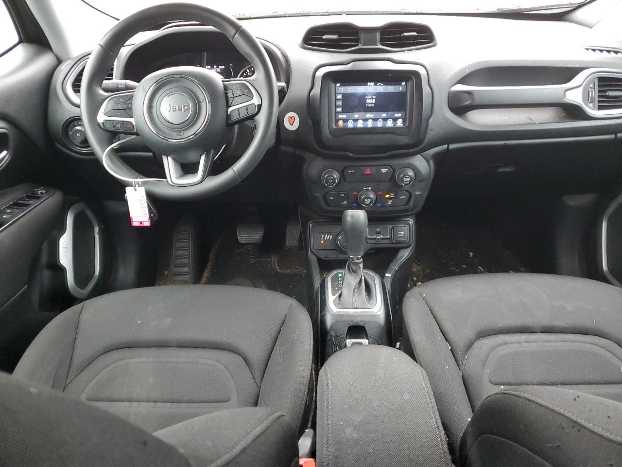 2018 Jeep Renegade - Image 8