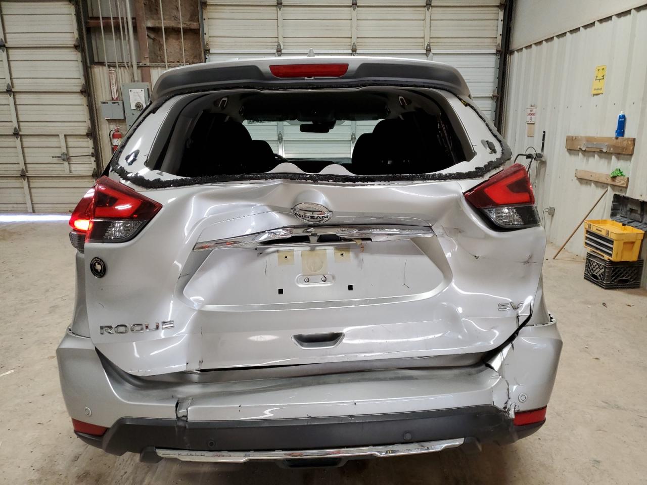 2020 Nissan Rogue S VIN: JN8AT2MT8LW005576 Lot: 80321654