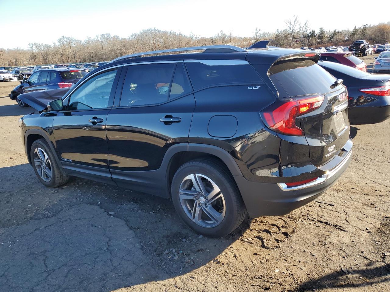 2021 GMC Terrain - Image 2