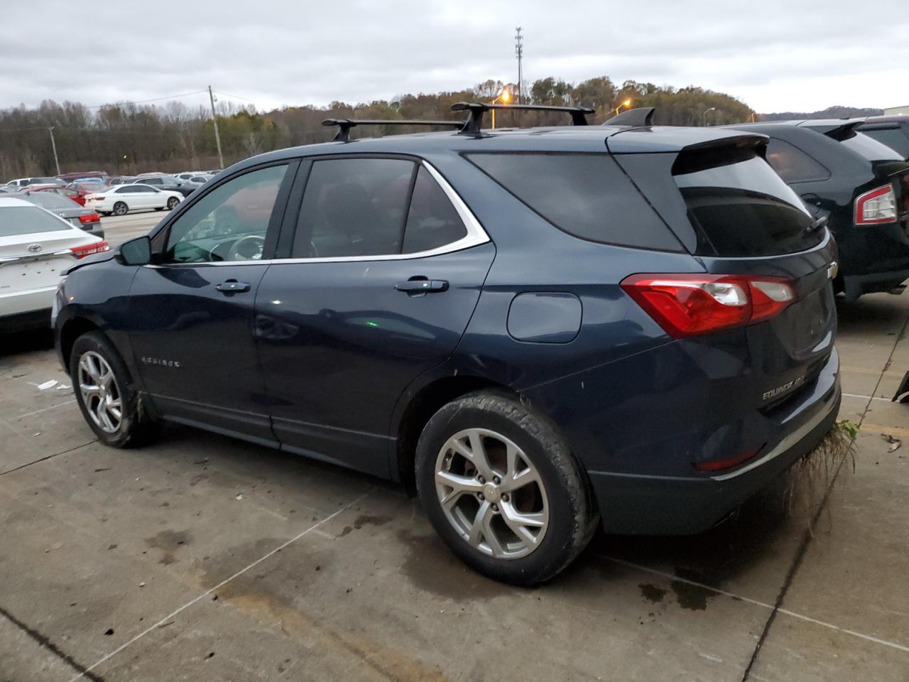 3GNAXTEX6JS518462 2018 CHEVROLET EQUINOX - Image 2