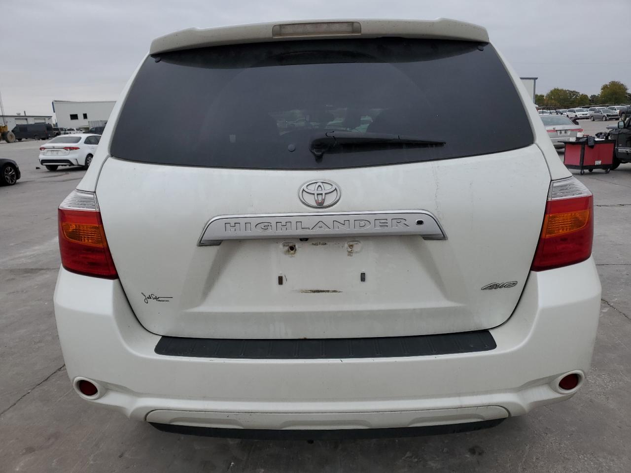 2010 Toyota Highlander - Image 6