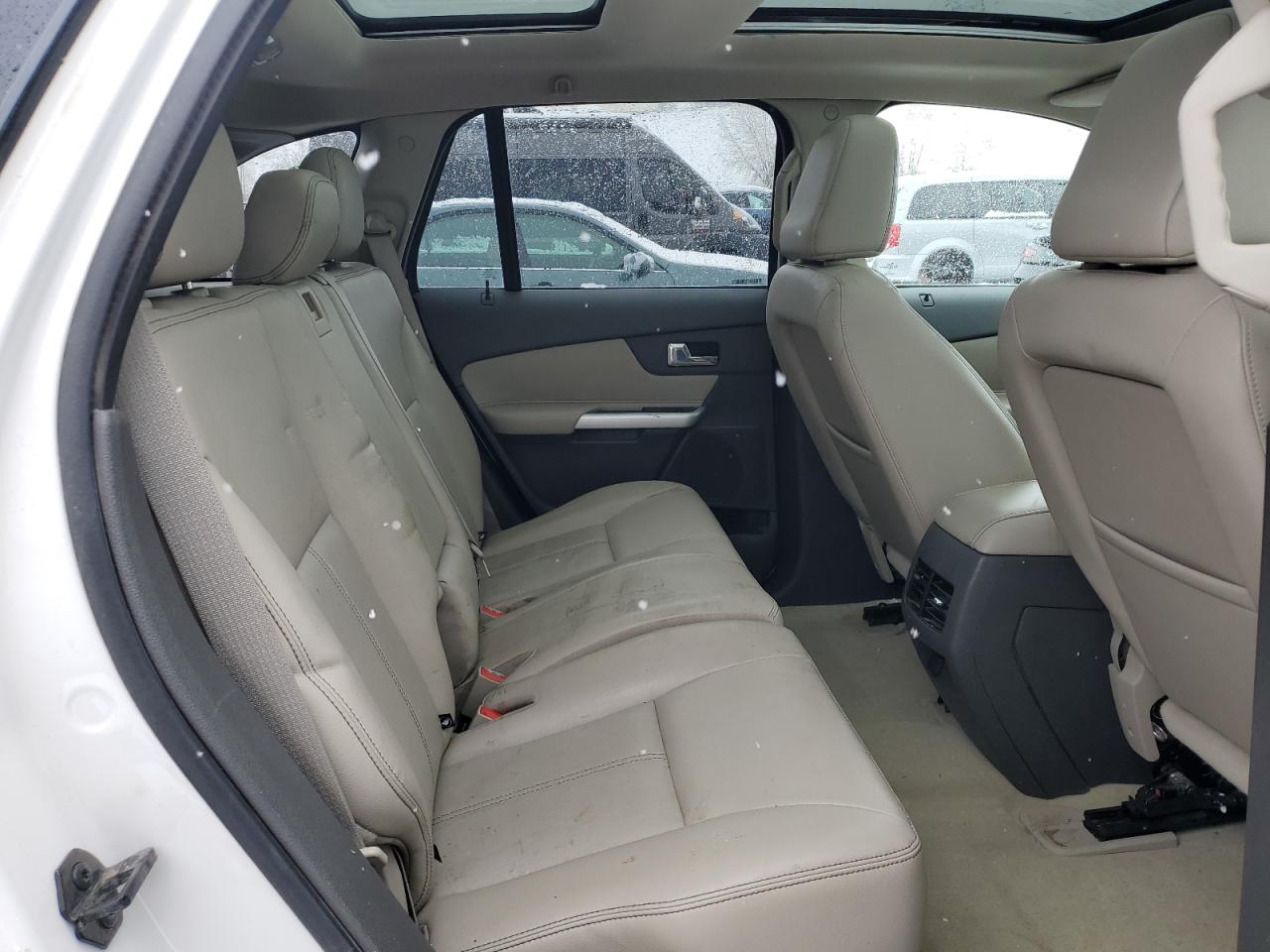 2011 Ford Edge - Image 11