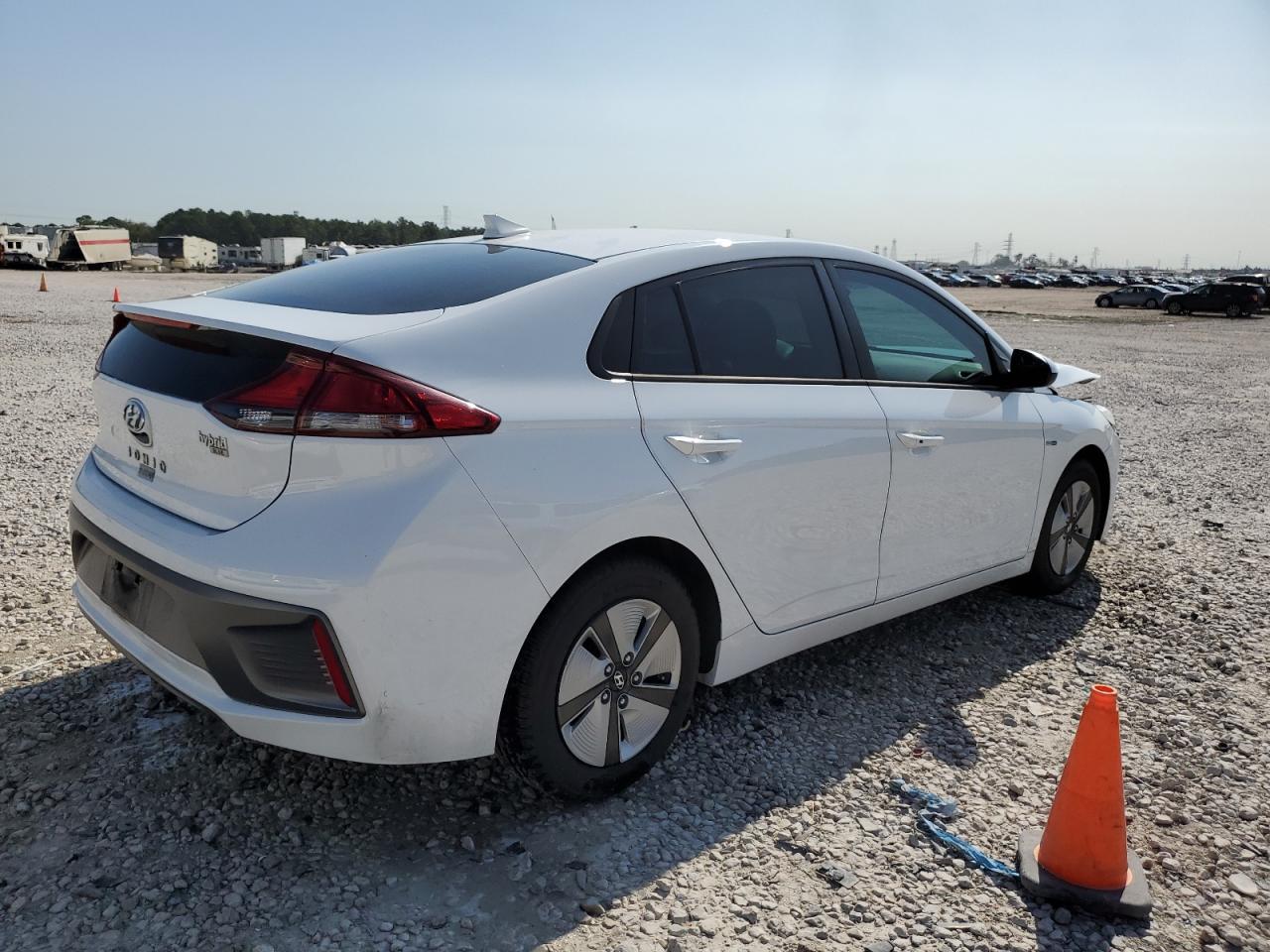 2020 Hyundai IONIQ - Image 3