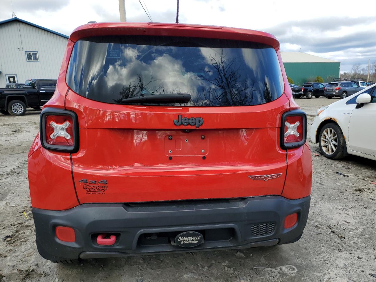 2017 Jeep Renegade - Image 6
