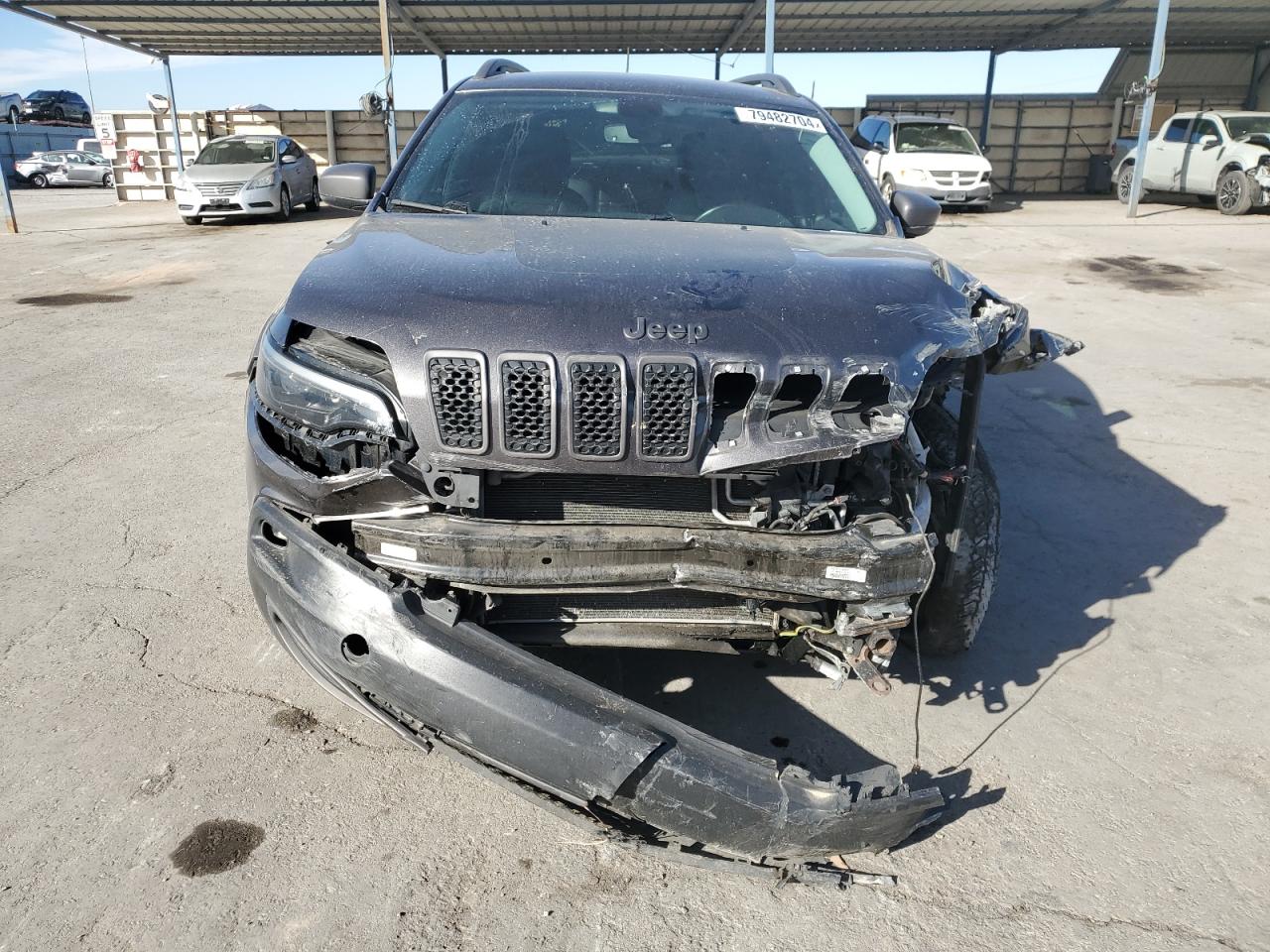 VIN 1C4PJMBX2KD420819 2019 JEEP CHEROKEE no.5