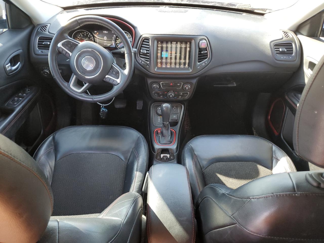2018 Jeep Compass - Image 8