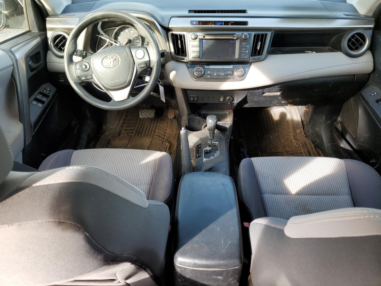 2013 Toyota RAV 4 - Image 8