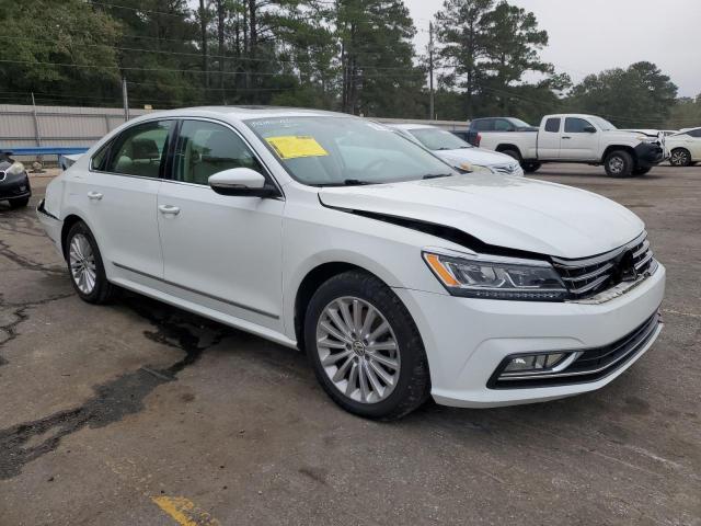  VOLKSWAGEN PASSAT 2016 White