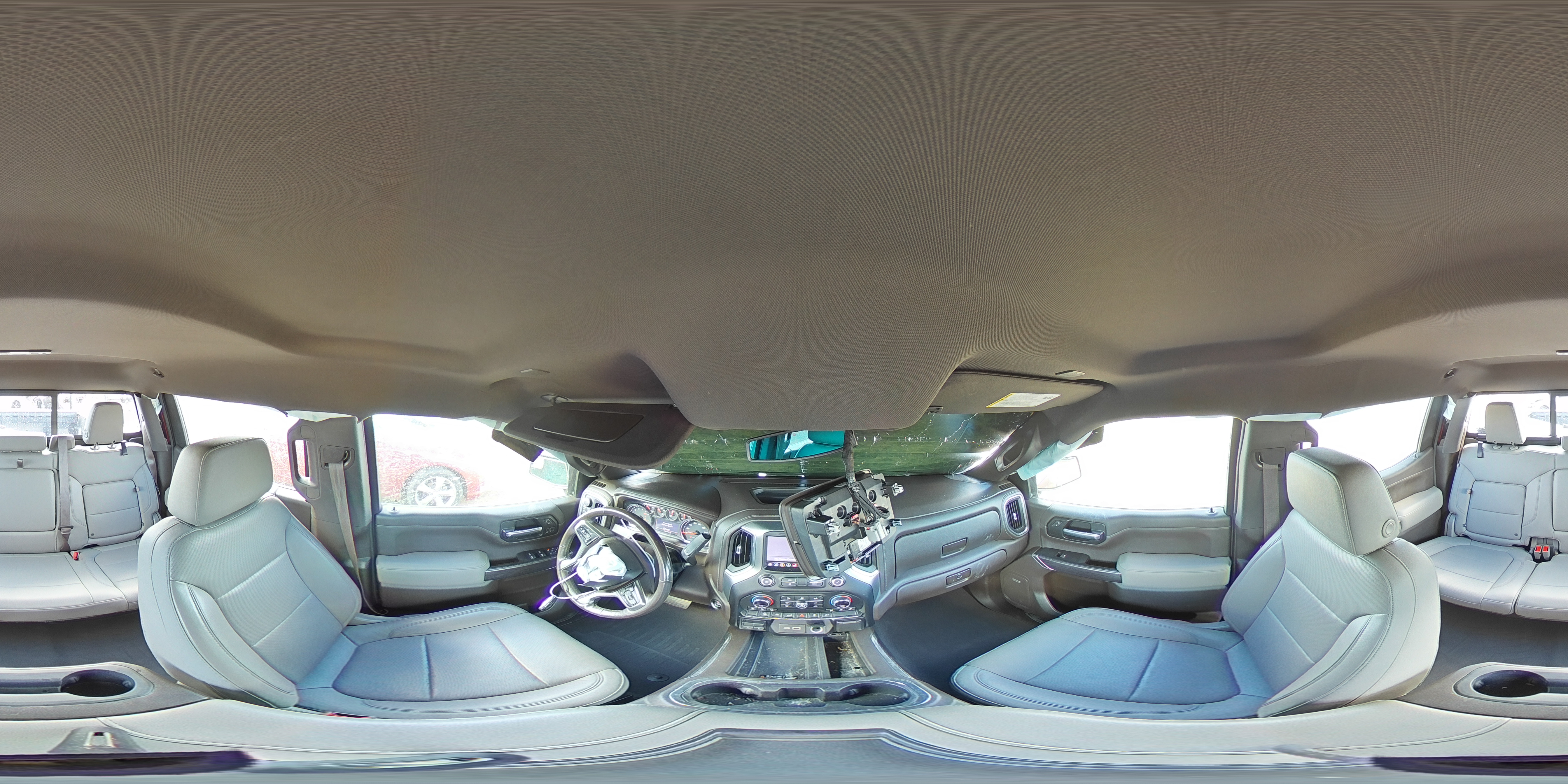 2019 Chevrolet Silverado - Image 14