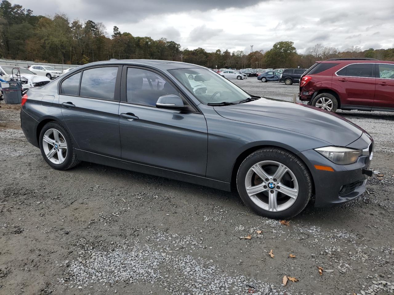 VIN WBA3B3G52DNR81075 2013 BMW 3 SERIES no.4