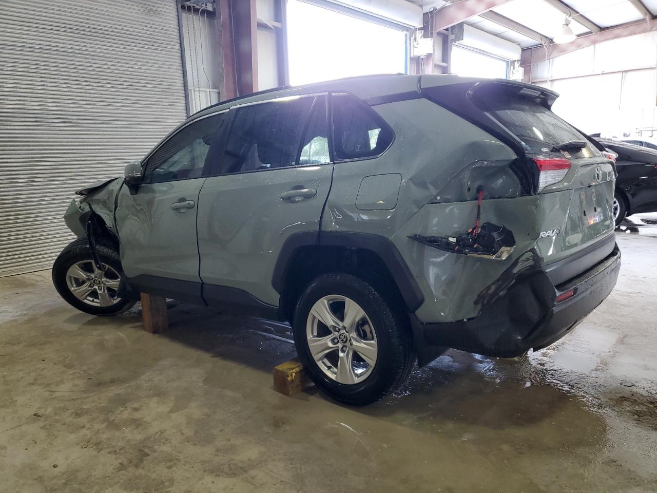 2020 Toyota RAV 4 - Image 2
