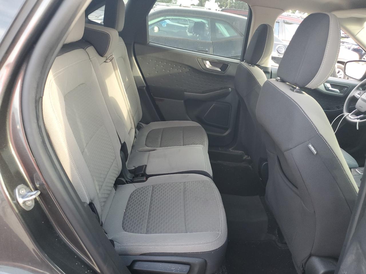 2020 Ford Escape - Image 11