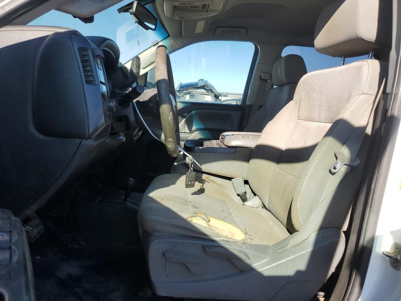 2015 Chevrolet Silverado - Image 7