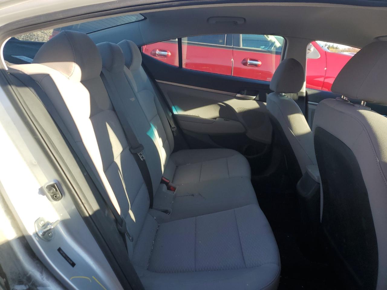 2020 Hyundai Elantra - Image 10
