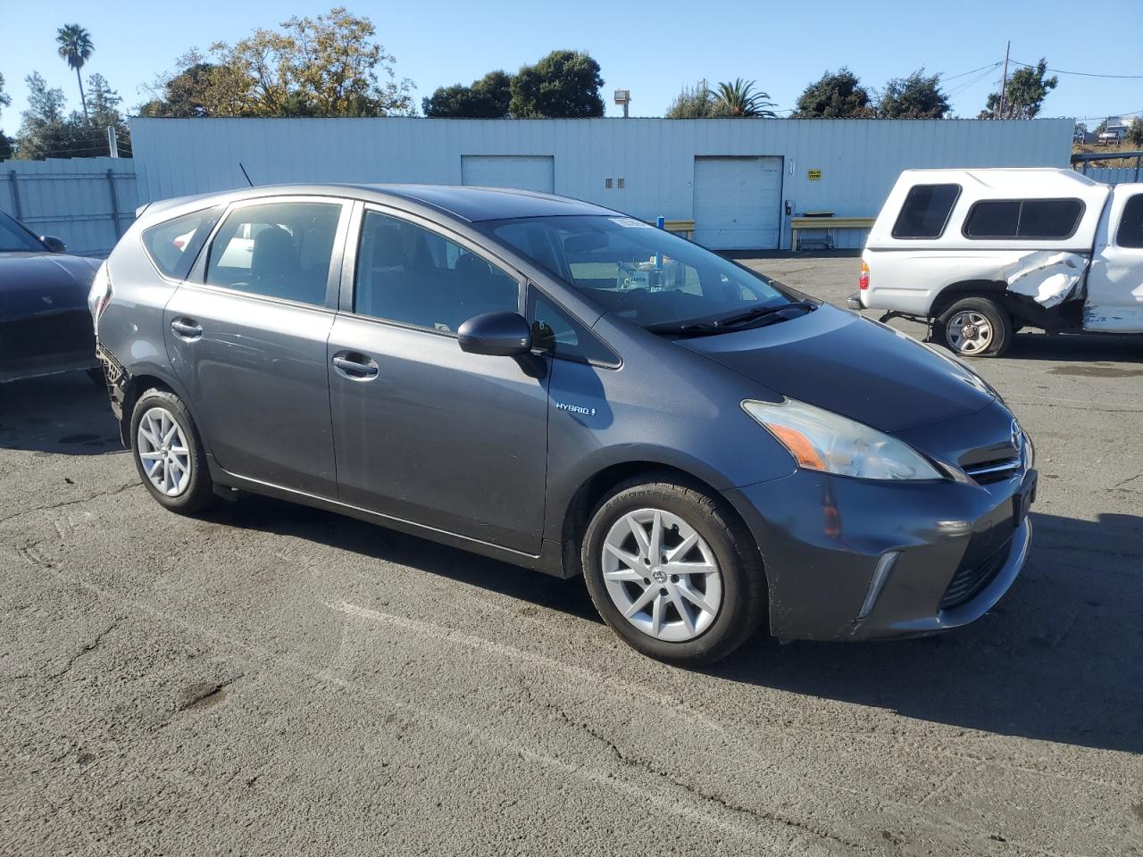 VIN JTDZN3EU0D3231667 2013 TOYOTA PRIUS no.4