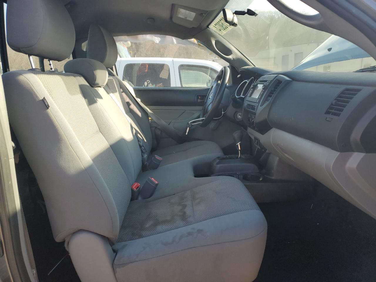 2013 Toyota Tacoma - Image 7