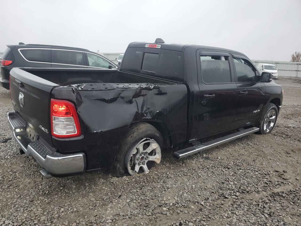 2021 RAM 1500 - Image 3