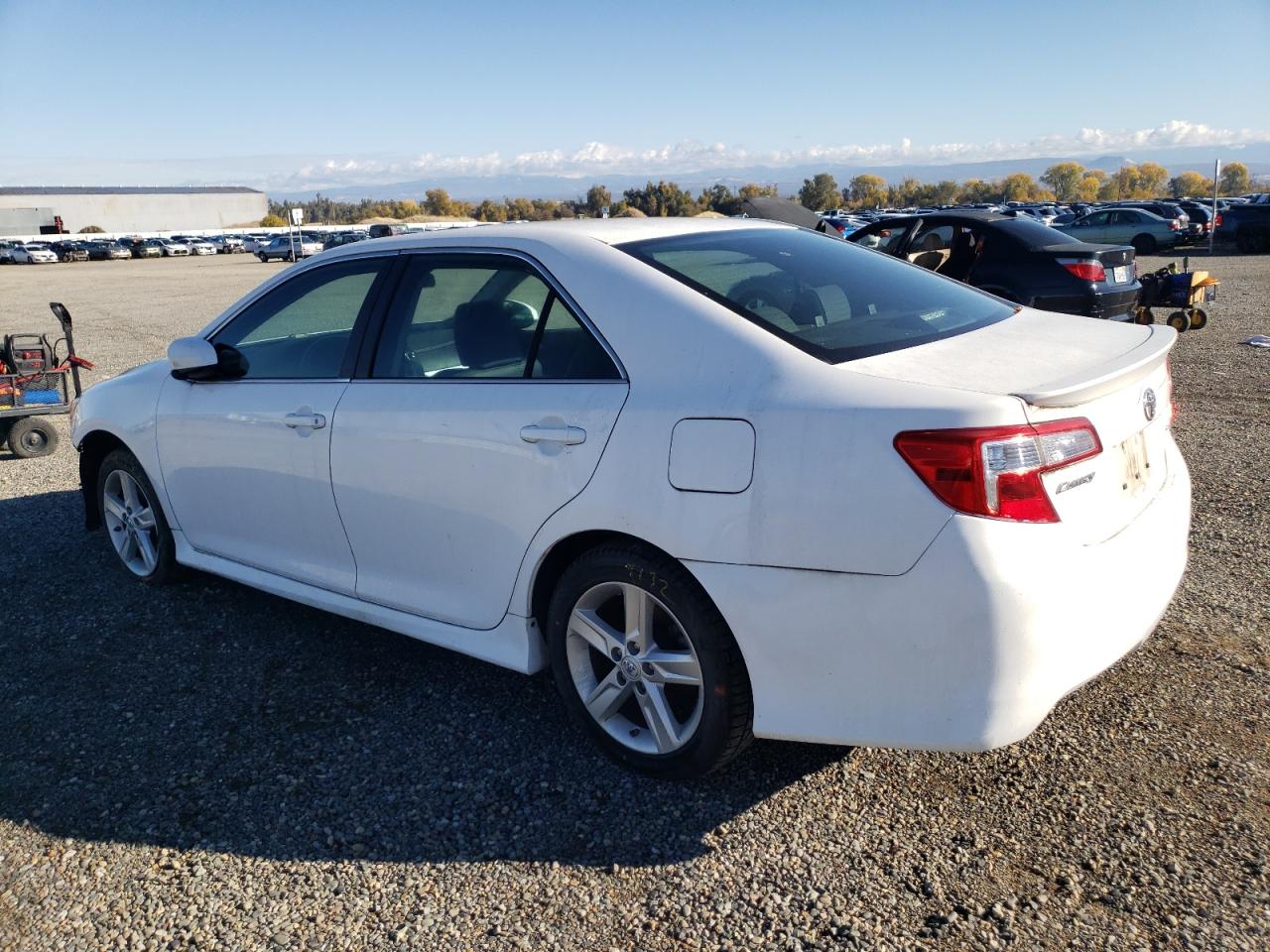 2014 Toyota Camry - Image 2