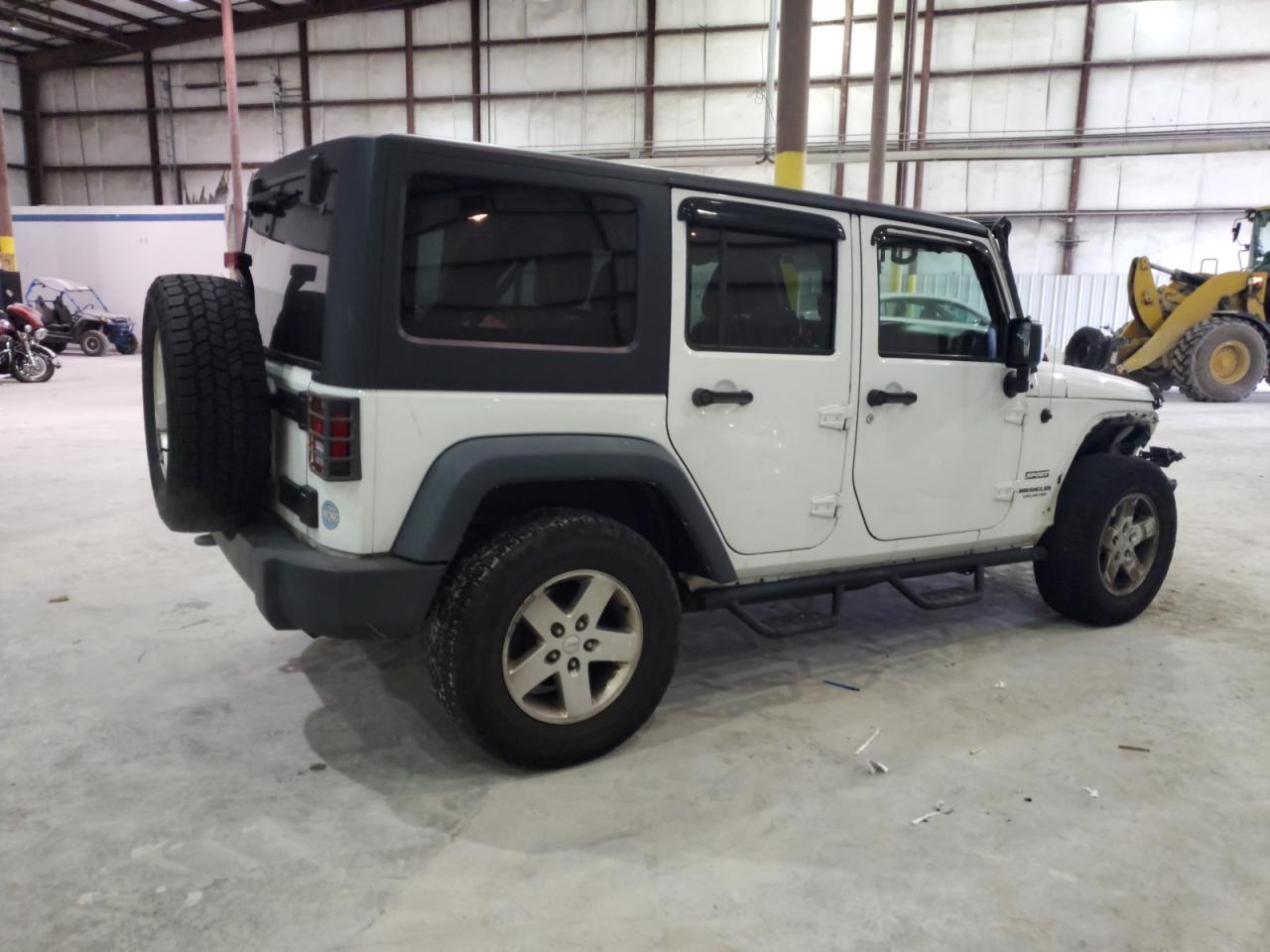 VIN 1C4BJWDG8EL269918 2014 JEEP WRANGLER no.3