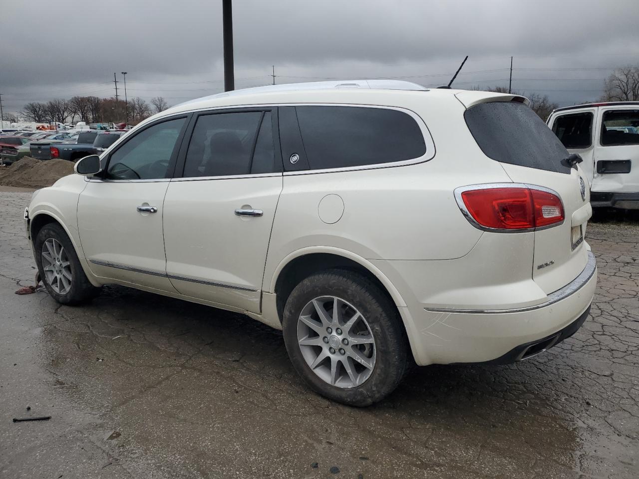 VIN 5GAKRBKD8FJ318737 2015 BUICK ENCLAVE no.2