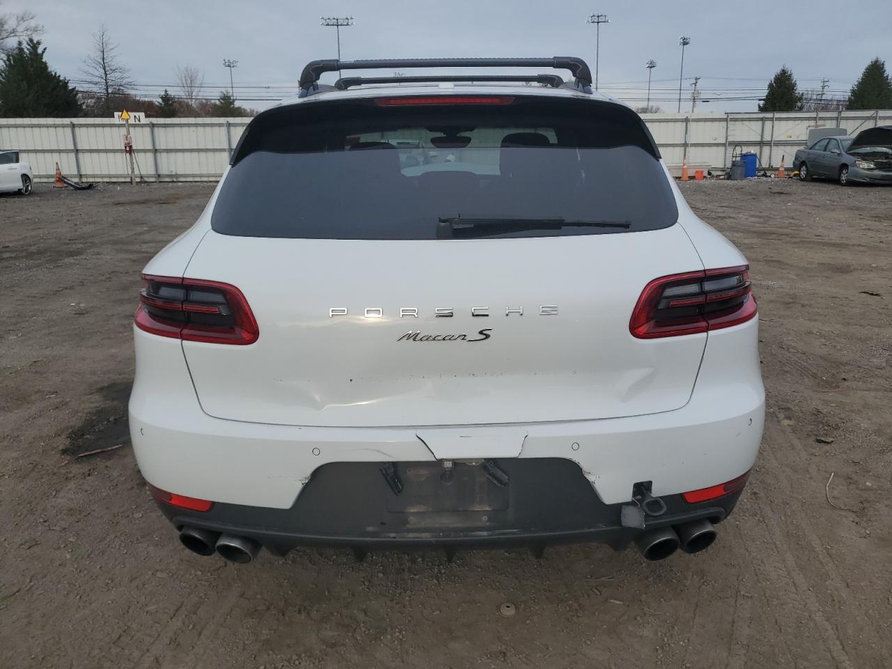 VIN WP1AB2A58GLB41572 2016 PORSCHE MACAN no.6