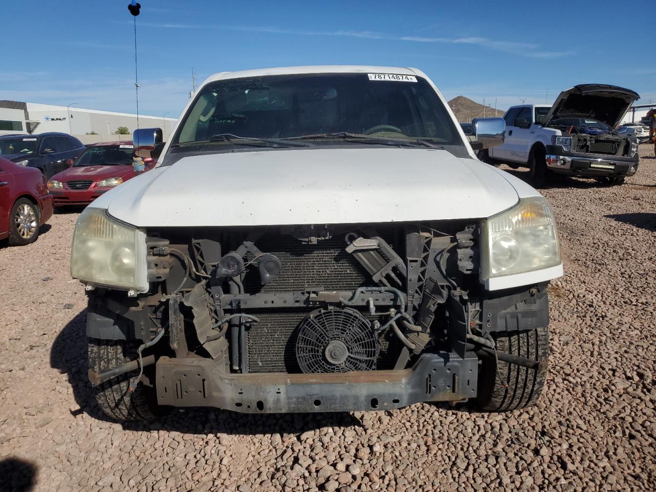 2004 Nissan Titan - Image 5