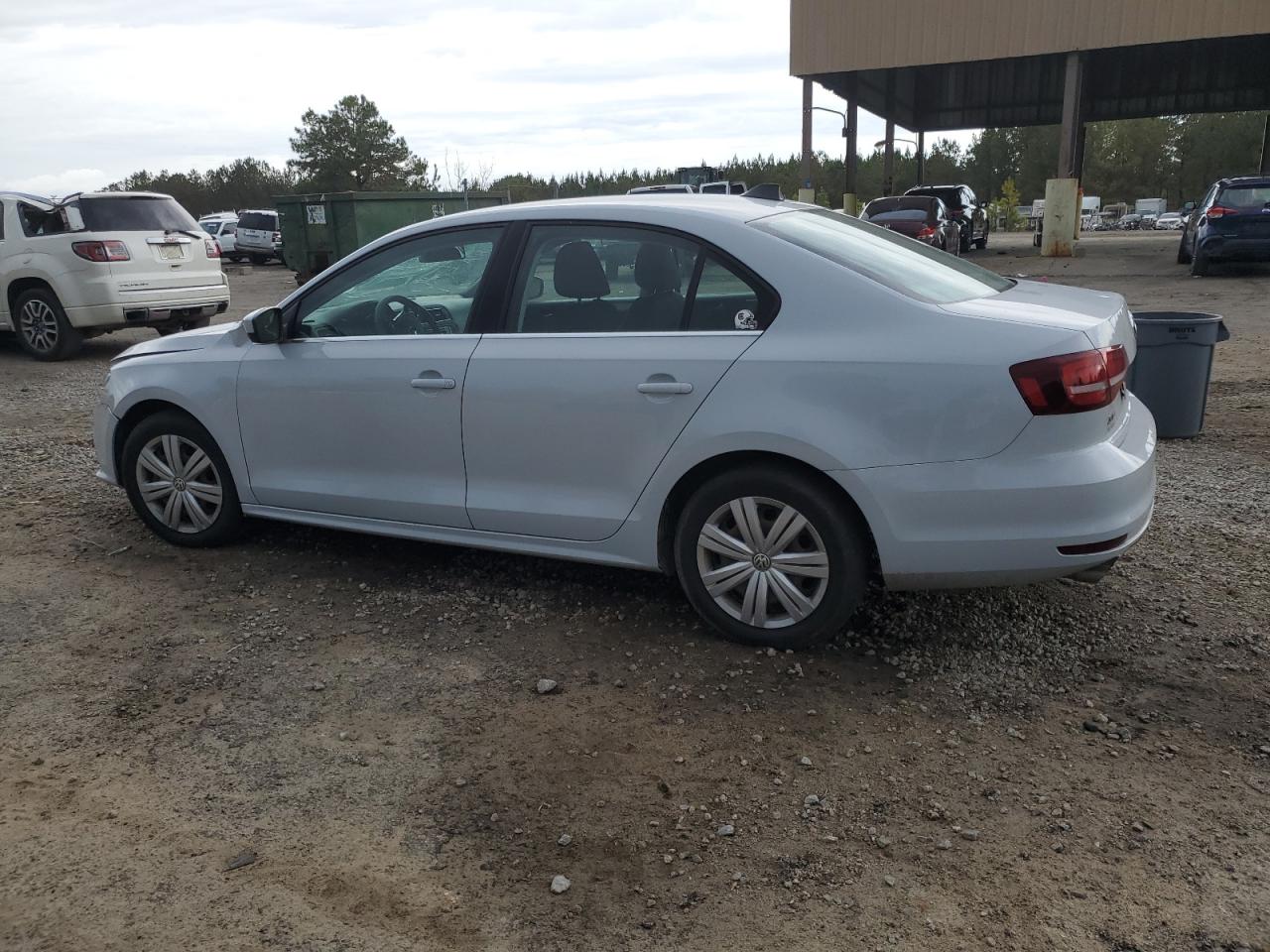 2017 Volkswagen Jetta - Image 2