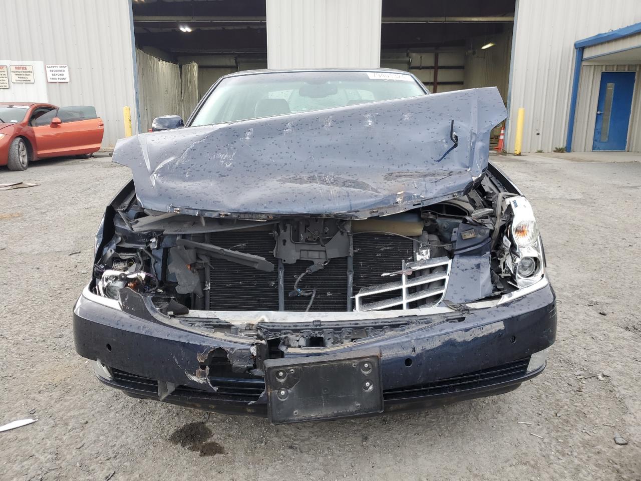 2009 Cadillac DTS - Image 5