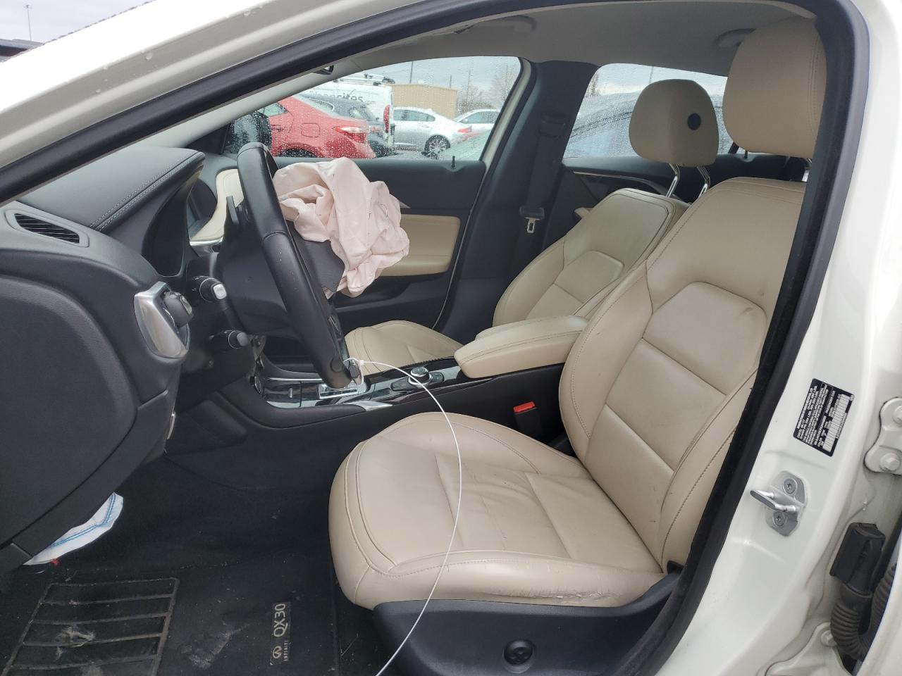 VIN SJKCH5CR3JA049005 2018 INFINITI QX30 no.7