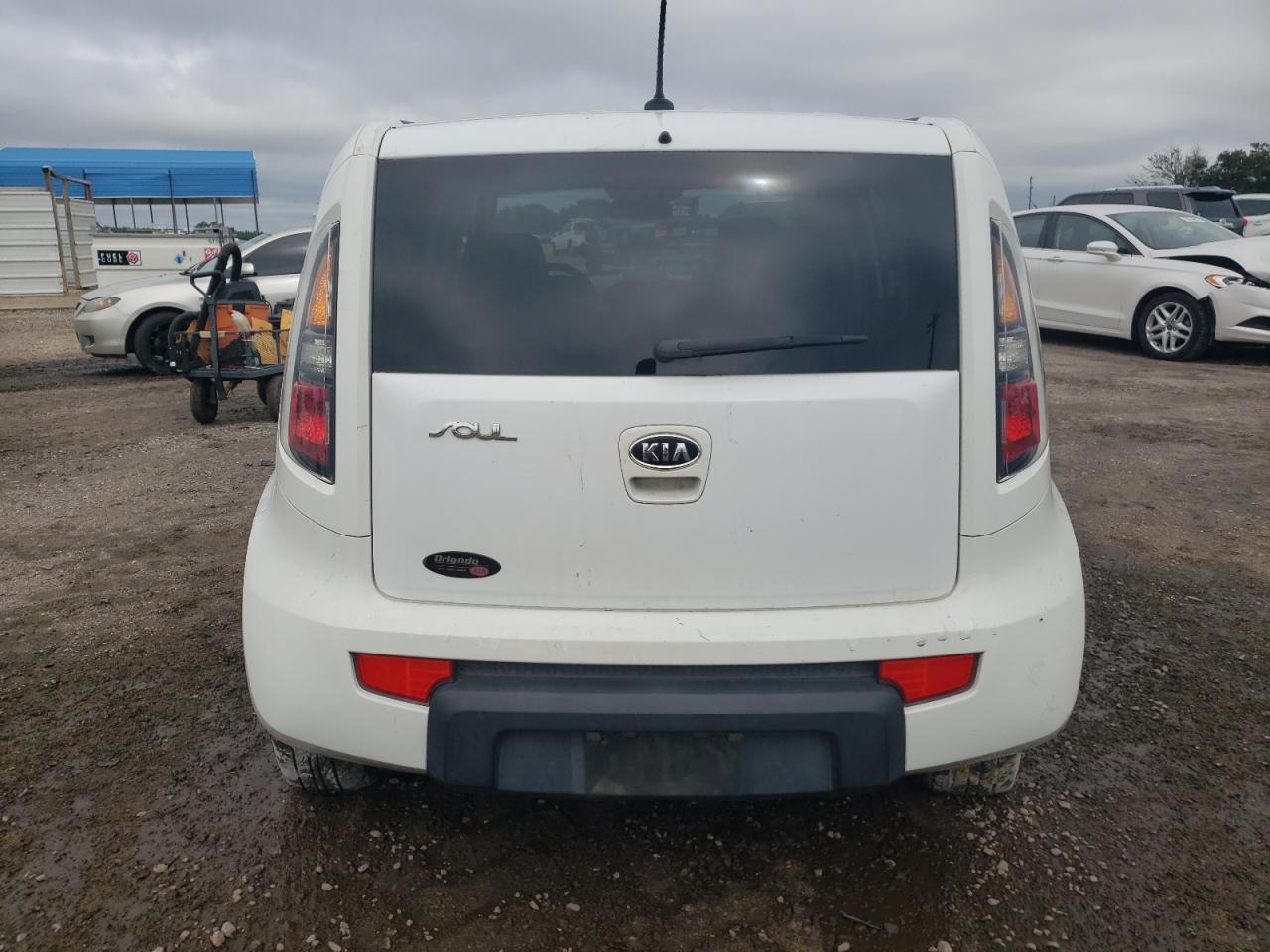 2011 Kia Soul + VIN: KNDJT2A29B7711701 Lot: 79907024