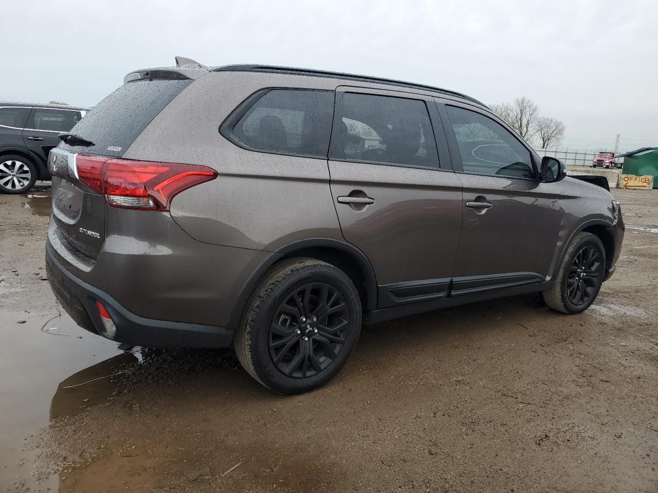 VIN JA4AZ3A34KZ032186 2019 MITSUBISHI OUTLANDER no.3