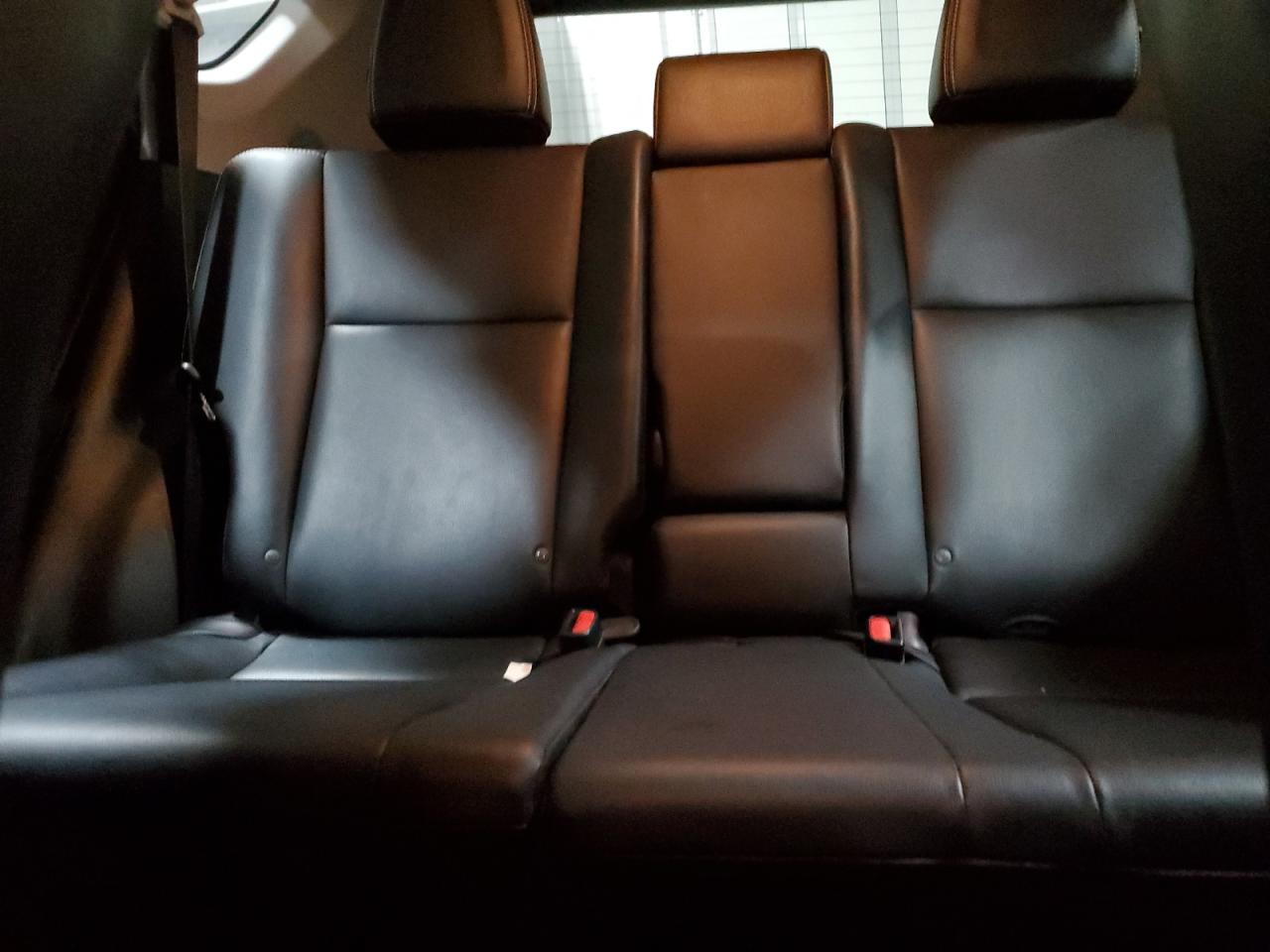 2016 Toyota RAV 4 - Image 10