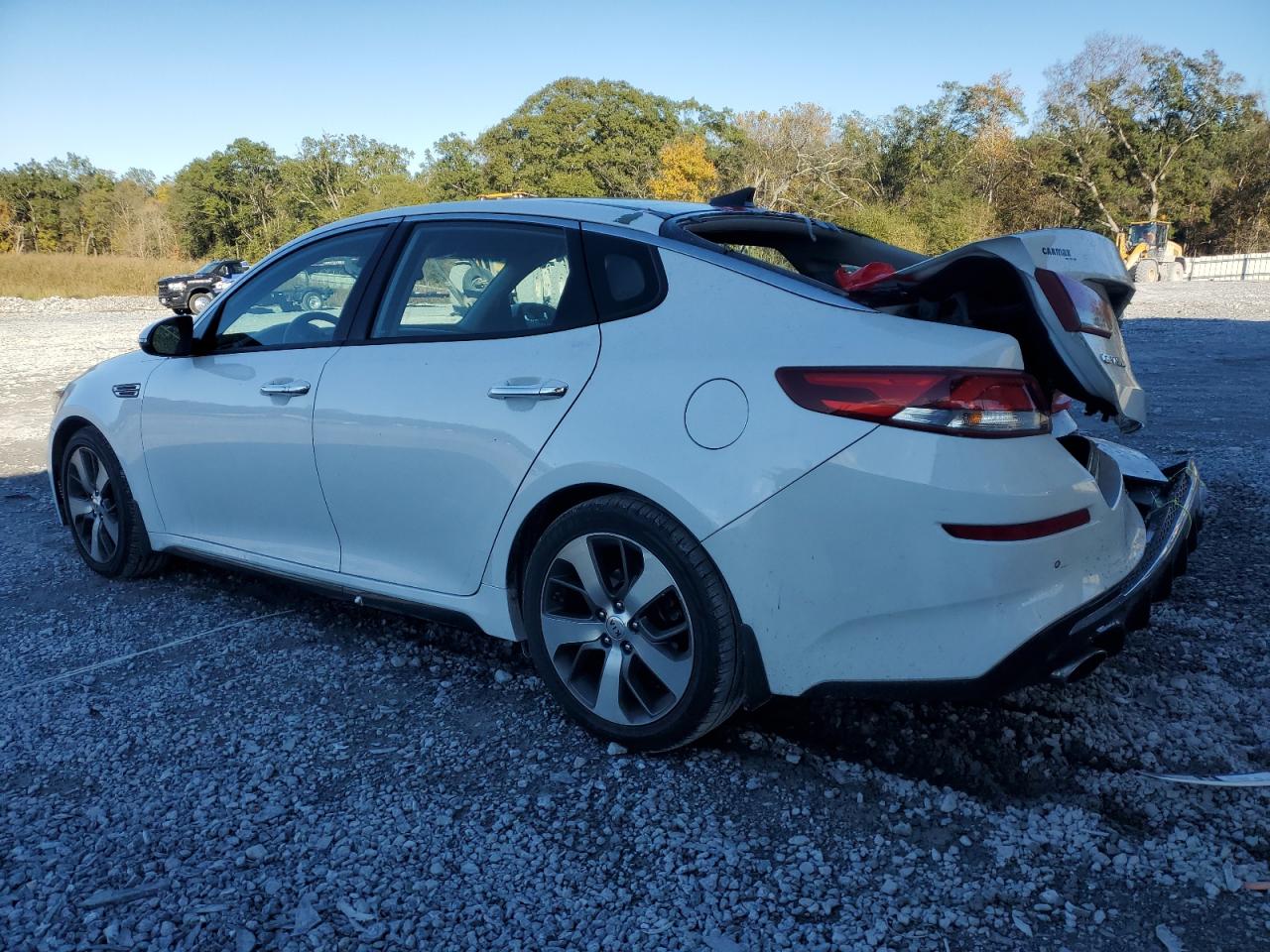 2019 Kia Optima - Image 2