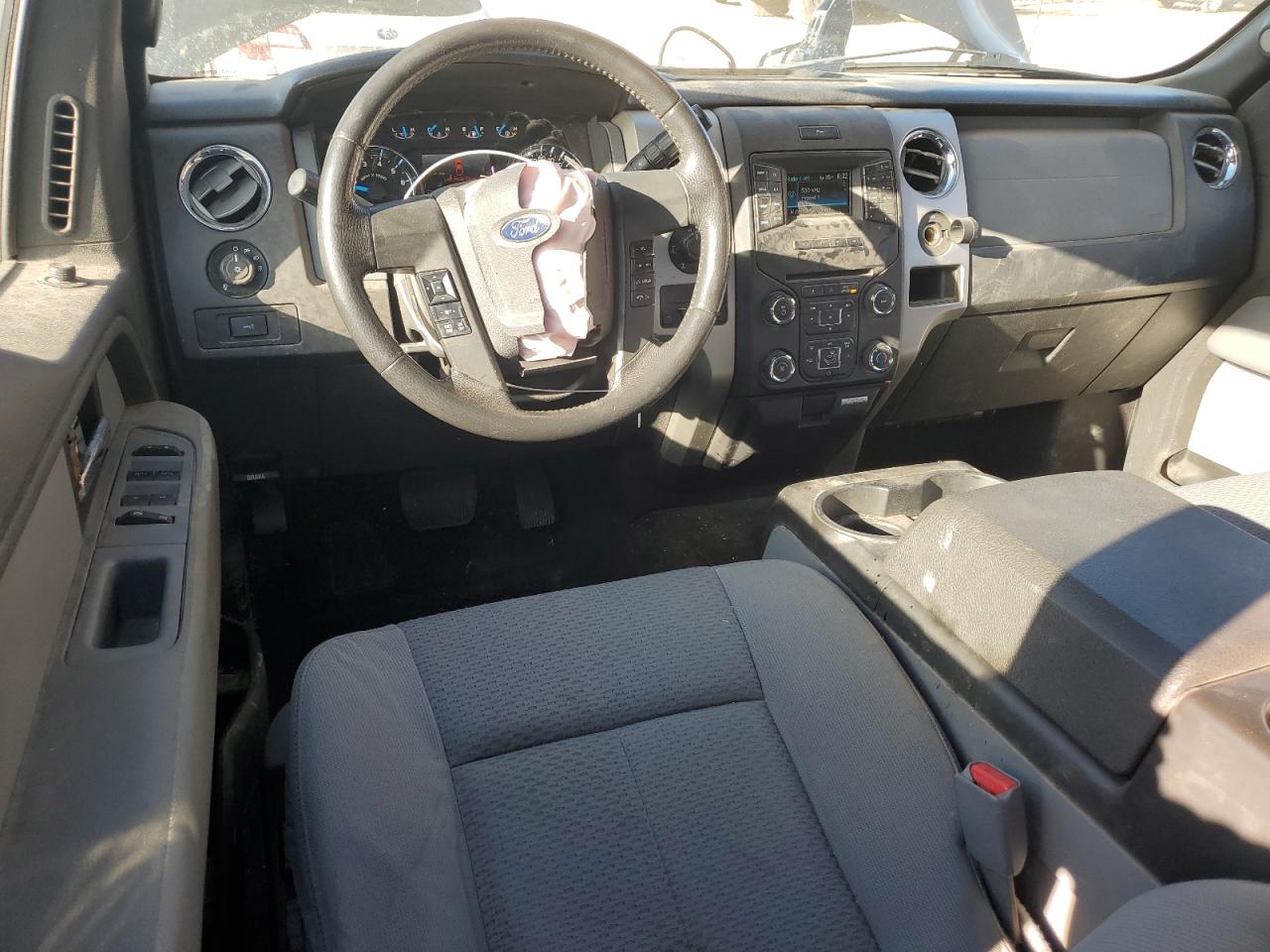 2014 Ford F-150 - Image 8