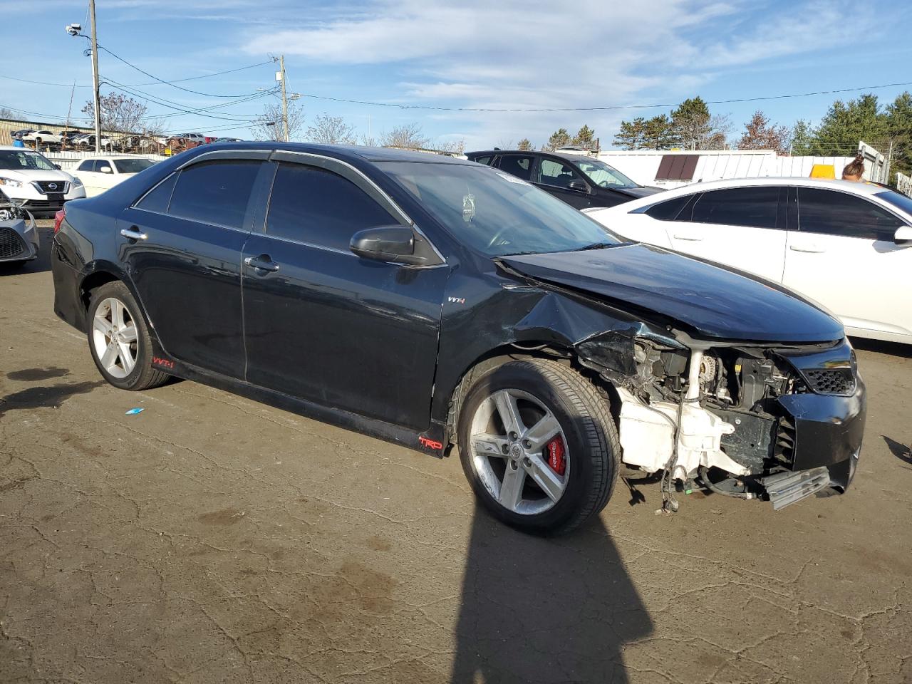 2014 Toyota Camry - Image 4