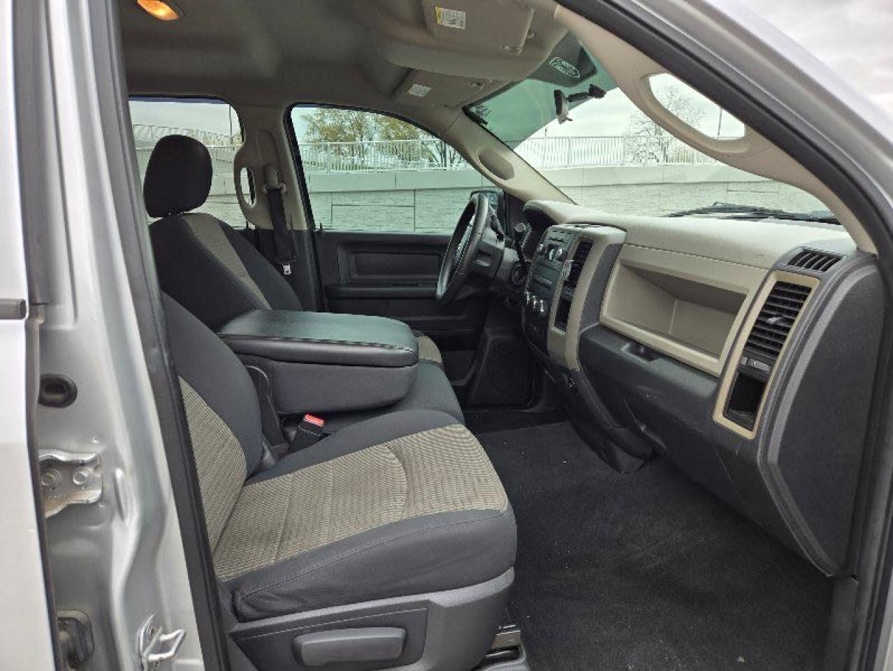 2011 Dodge RAM - Image 5
