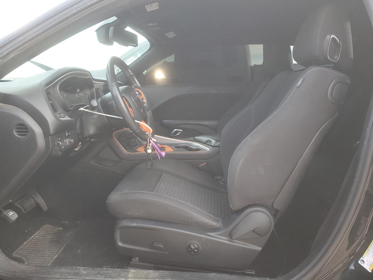2019 Dodge Challenger - Image 7