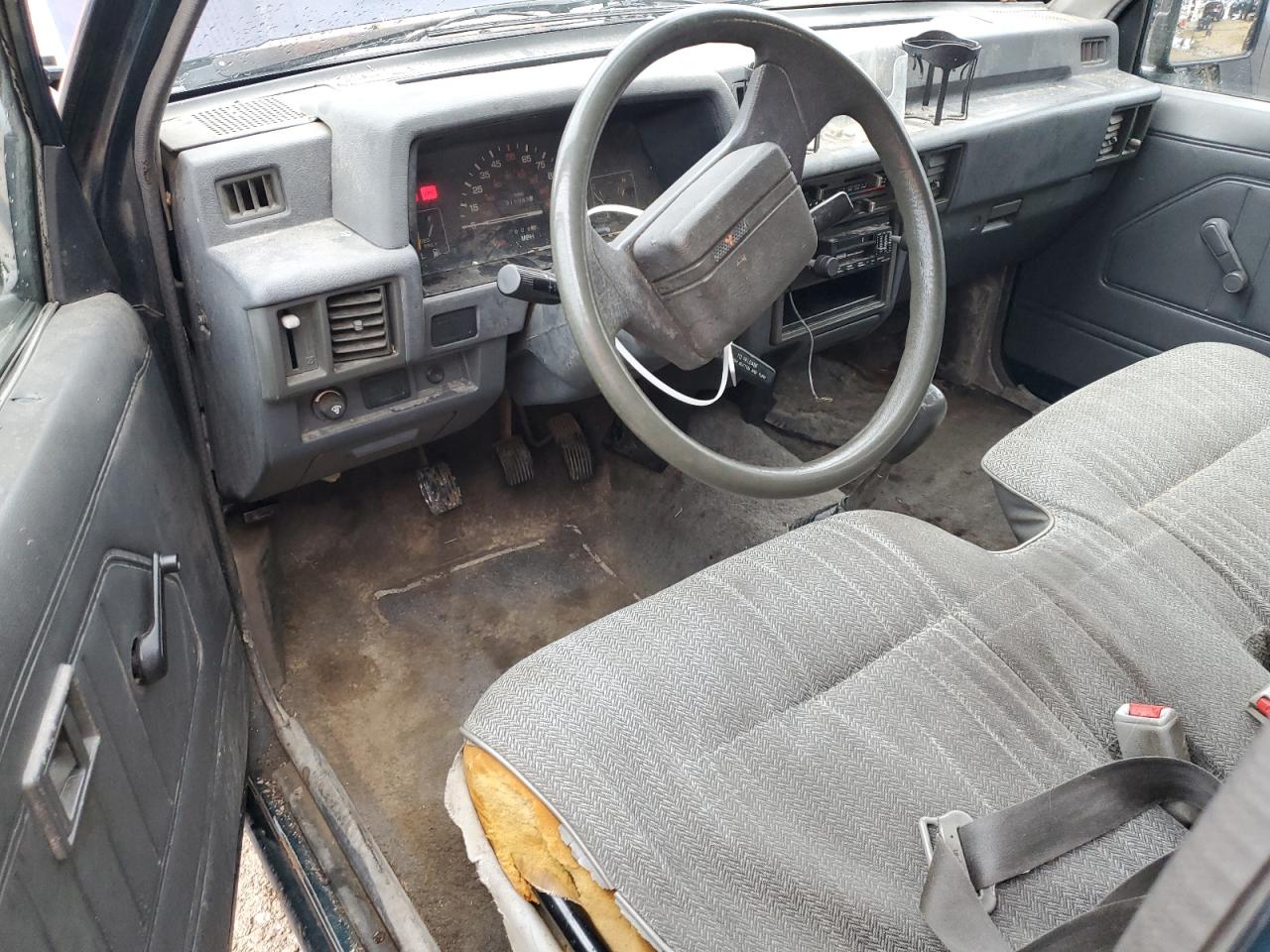 1993 Mitsubishi Mighty - Image 8