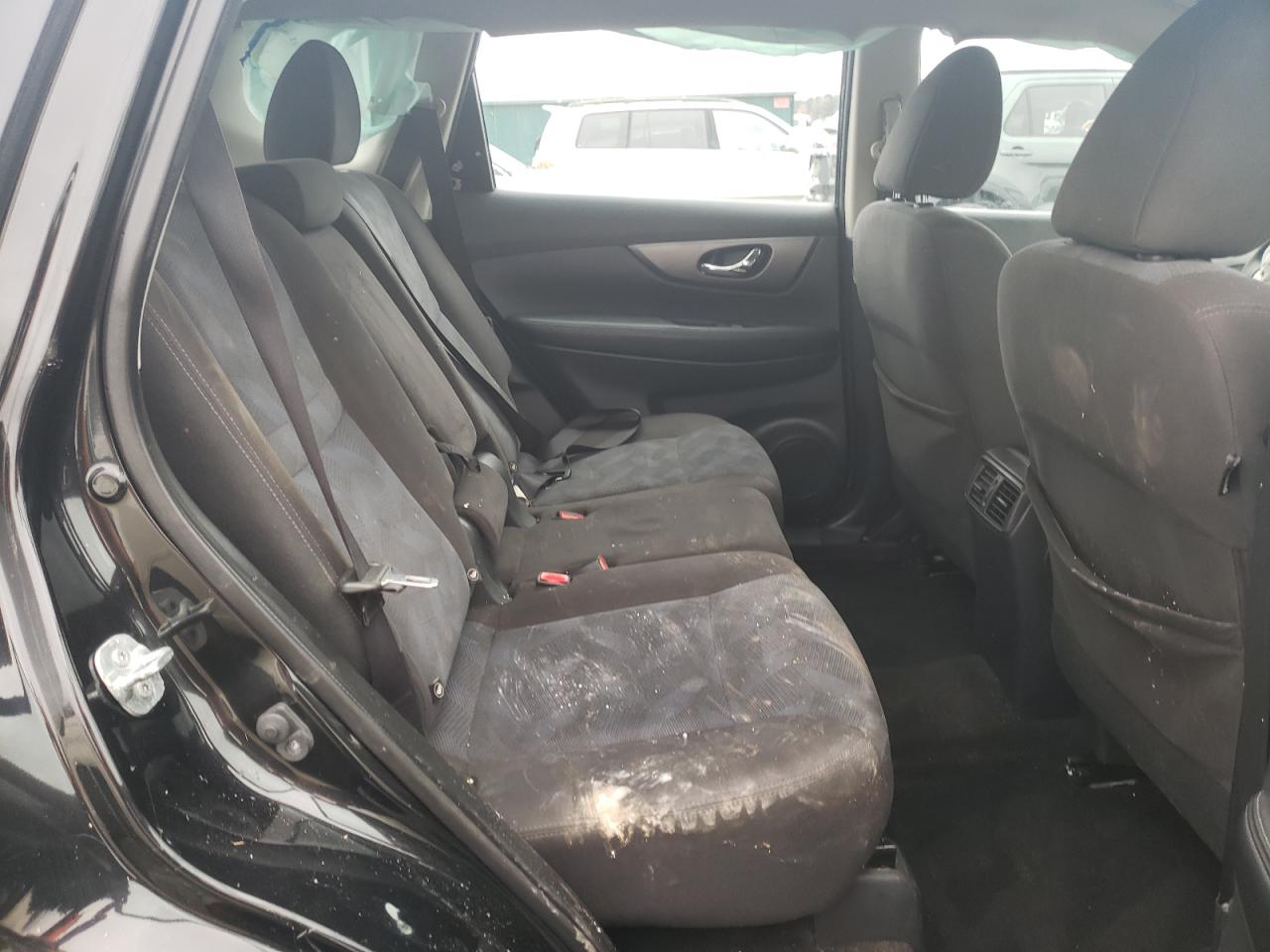 2016 Nissan Rogue - Image 11