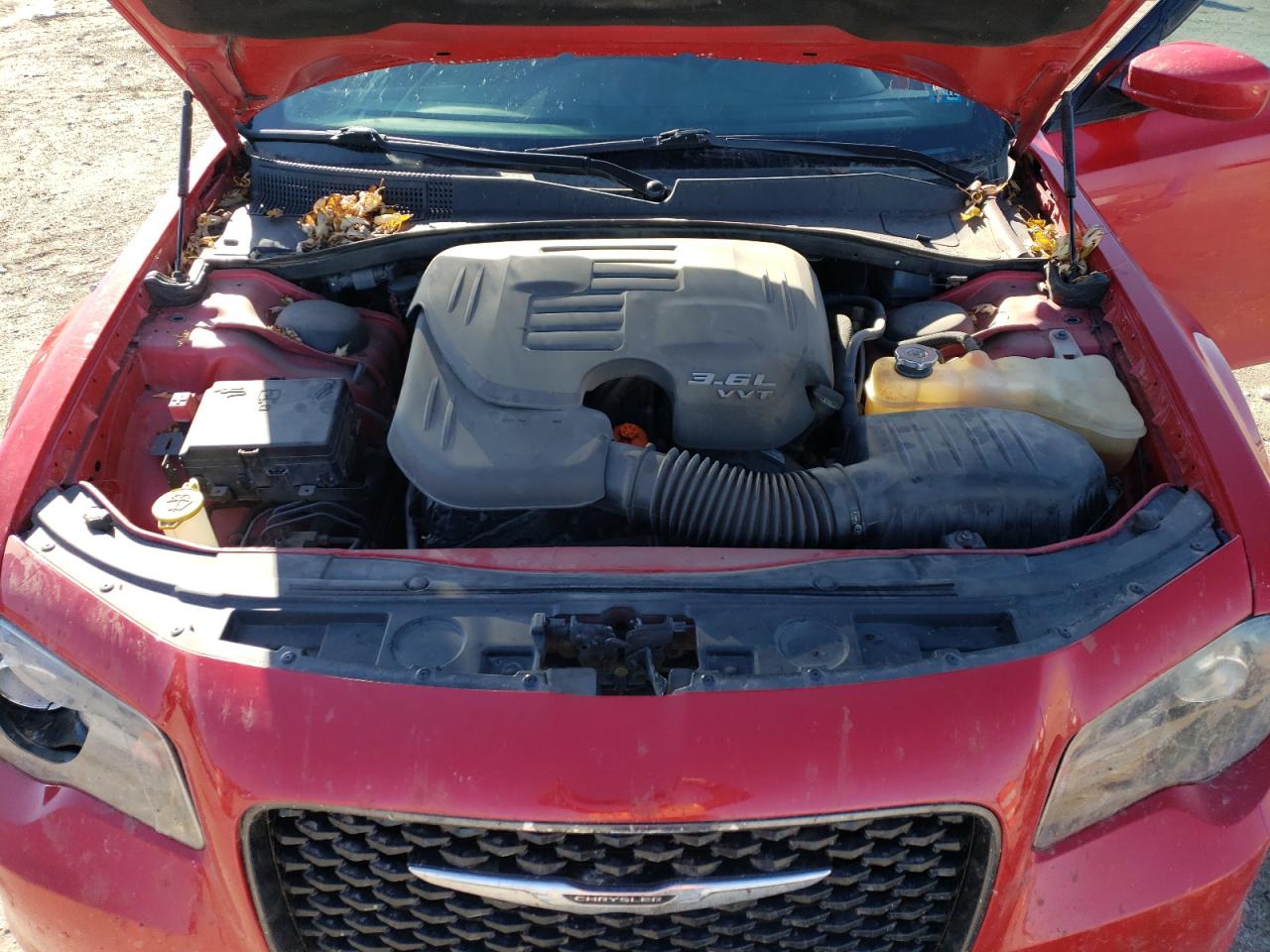 2017 Chrysler 300 - Image 12