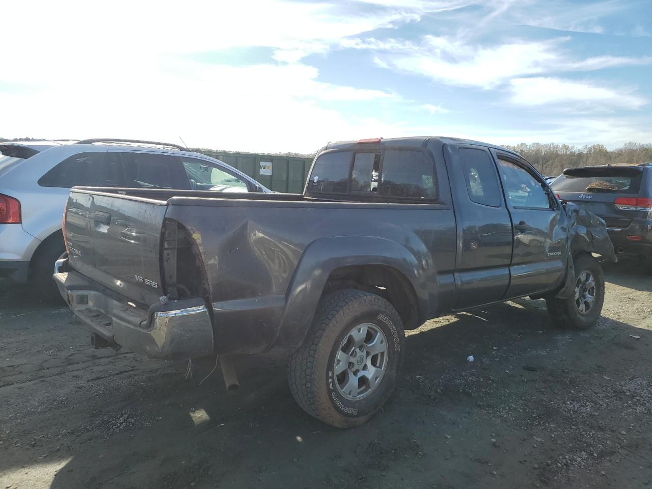 2012 Toyota Tacoma - Image 3