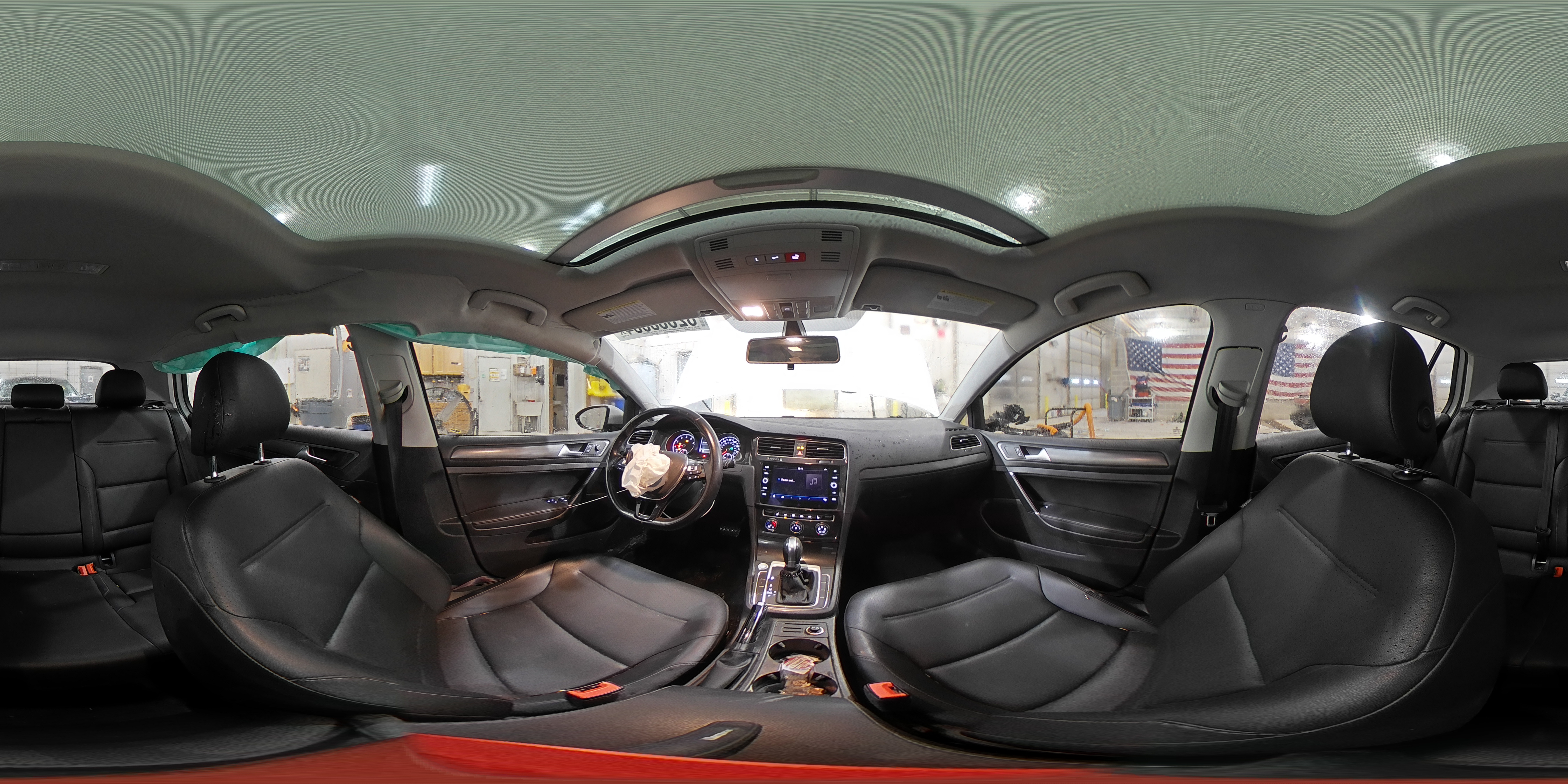 2018 Volkswagen Golf - Image 14